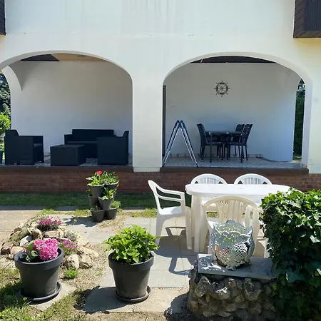 Vakantiehuis Berzsenyi Haz