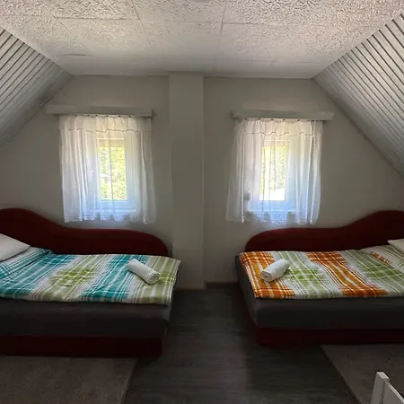 Hébergement de vacances Berzsenyi Haz *