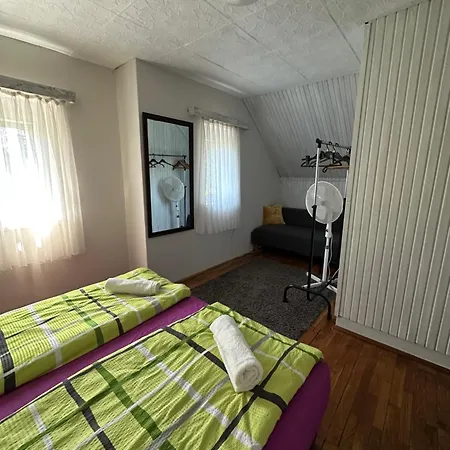 Berzsenyi Haz Vakantiehuis *